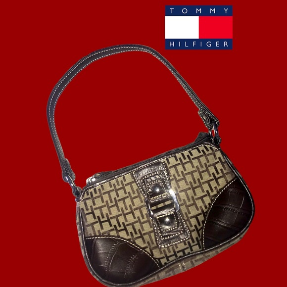 Vintage Tommy Hilfiger Baguette - Picture 1 of 3
